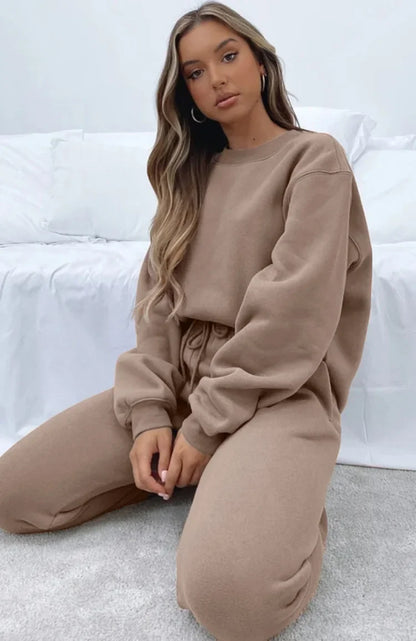 Fashionable Casual Long Sleeve Sweatshirtsuit Women's Clothing Round Neck Pullover Trousers Solid Color Autumn Winter Collection