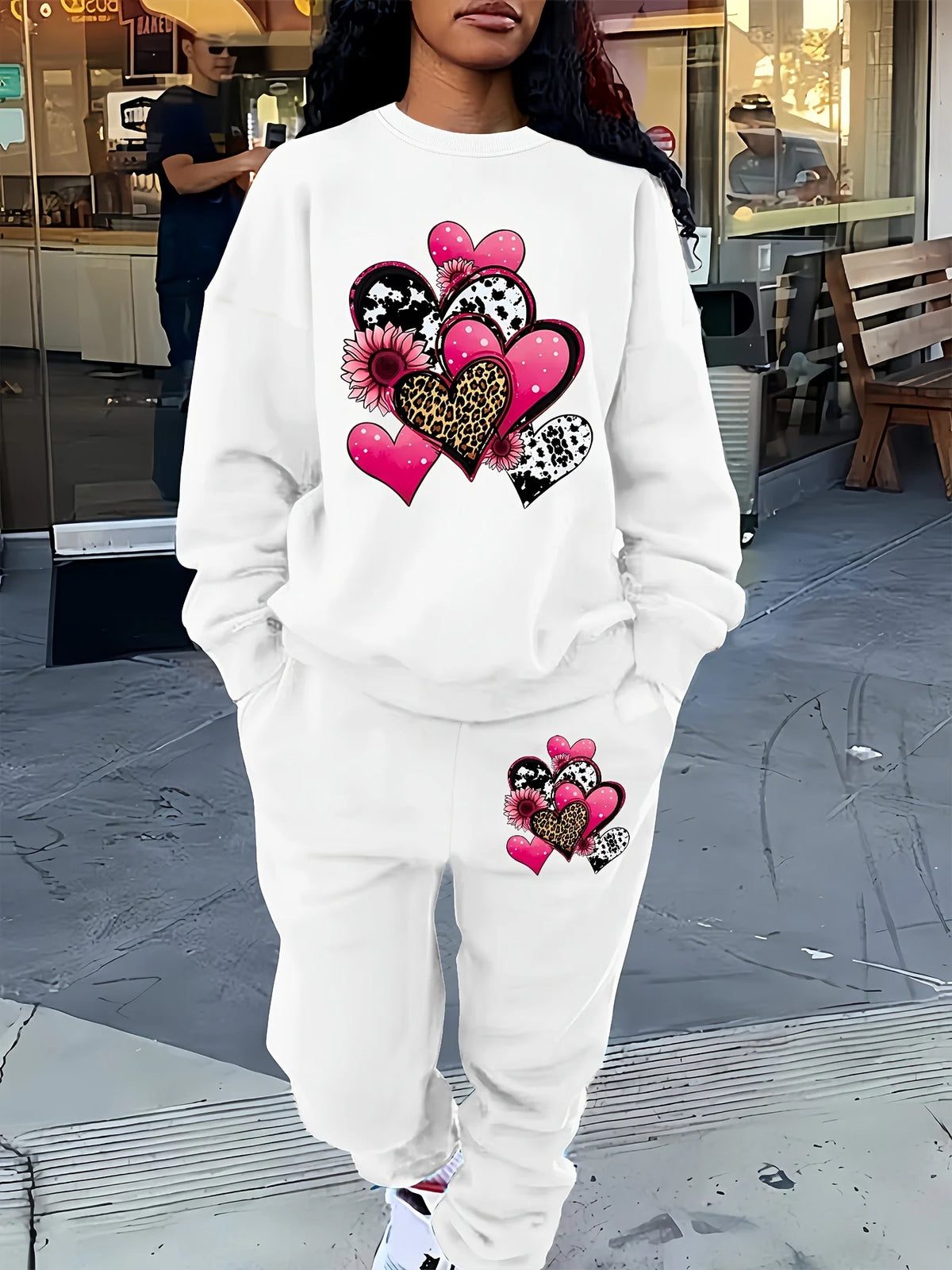 Women's Autumn/Winter Hip Hop Casual Street Fashion Heart Pattern Printed Round Neck Sweatshirt+Sweatpants Warm Set