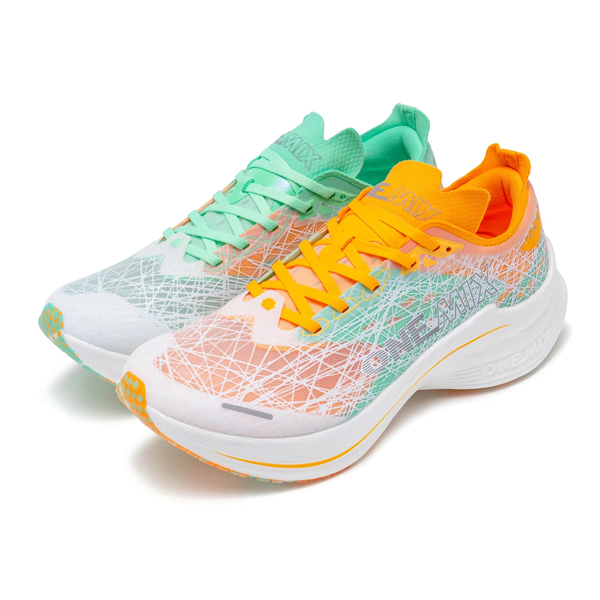 Ultra-Light Carbon Plate Running Shoes™